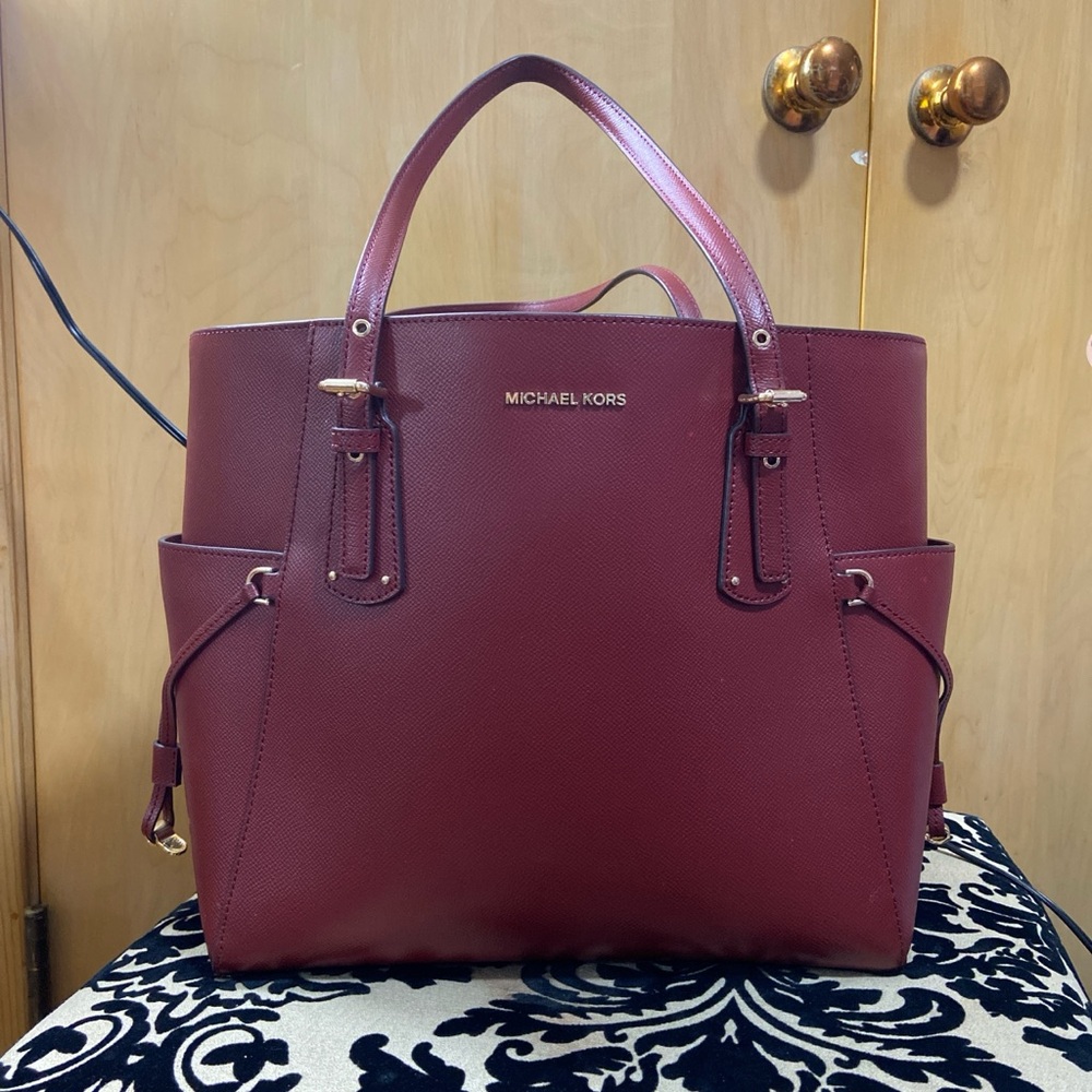❌sold❌Michael Kors
VOYAGER EAST WEST CROSSGRAIN LEATHER TOTE - Picture 3 of 11